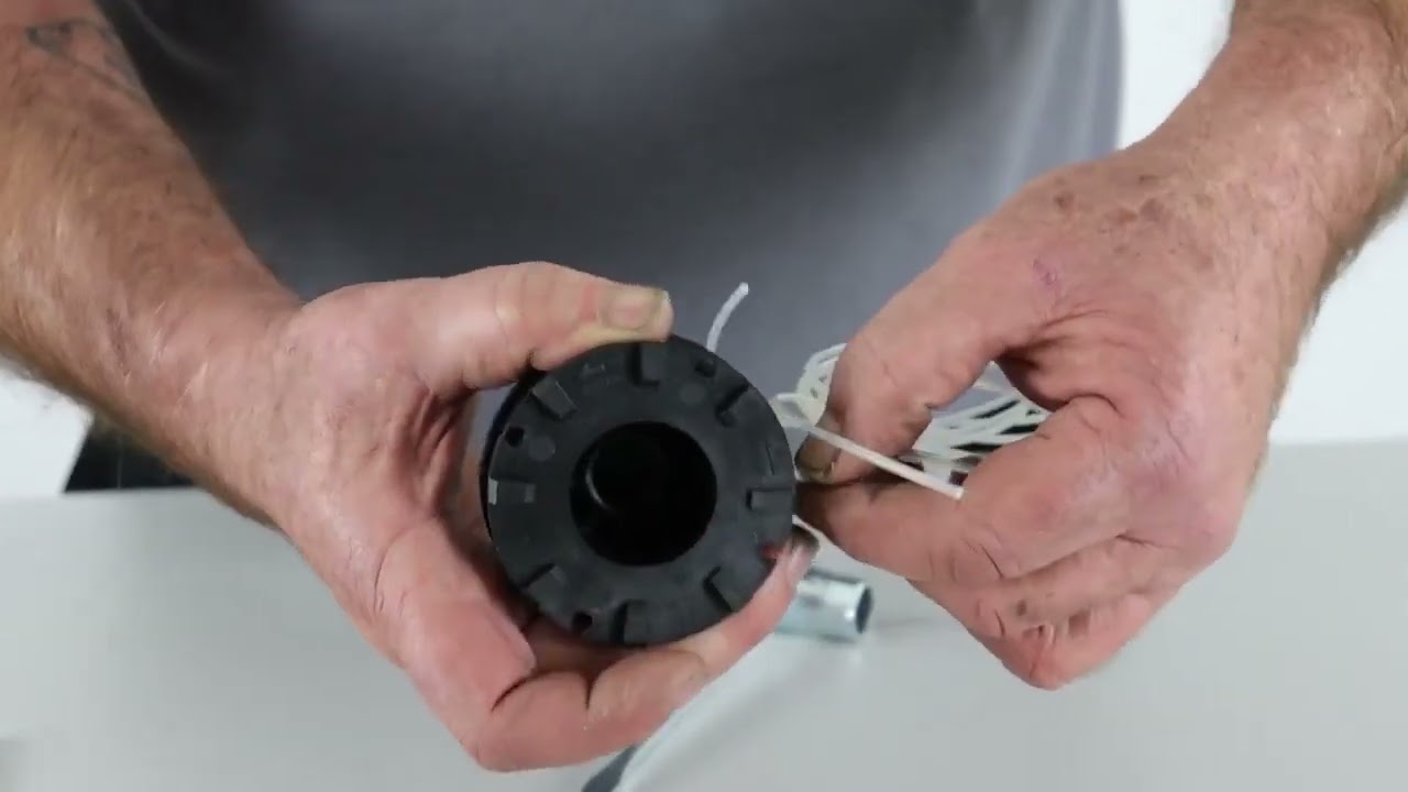 How to Change the Bump Head on a Hyundai HYTR2600X Grass Trimmer