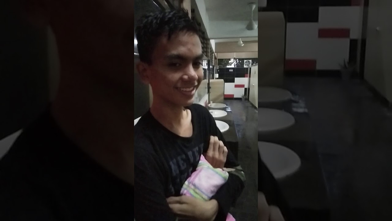 Cerita dalam bilik ayak