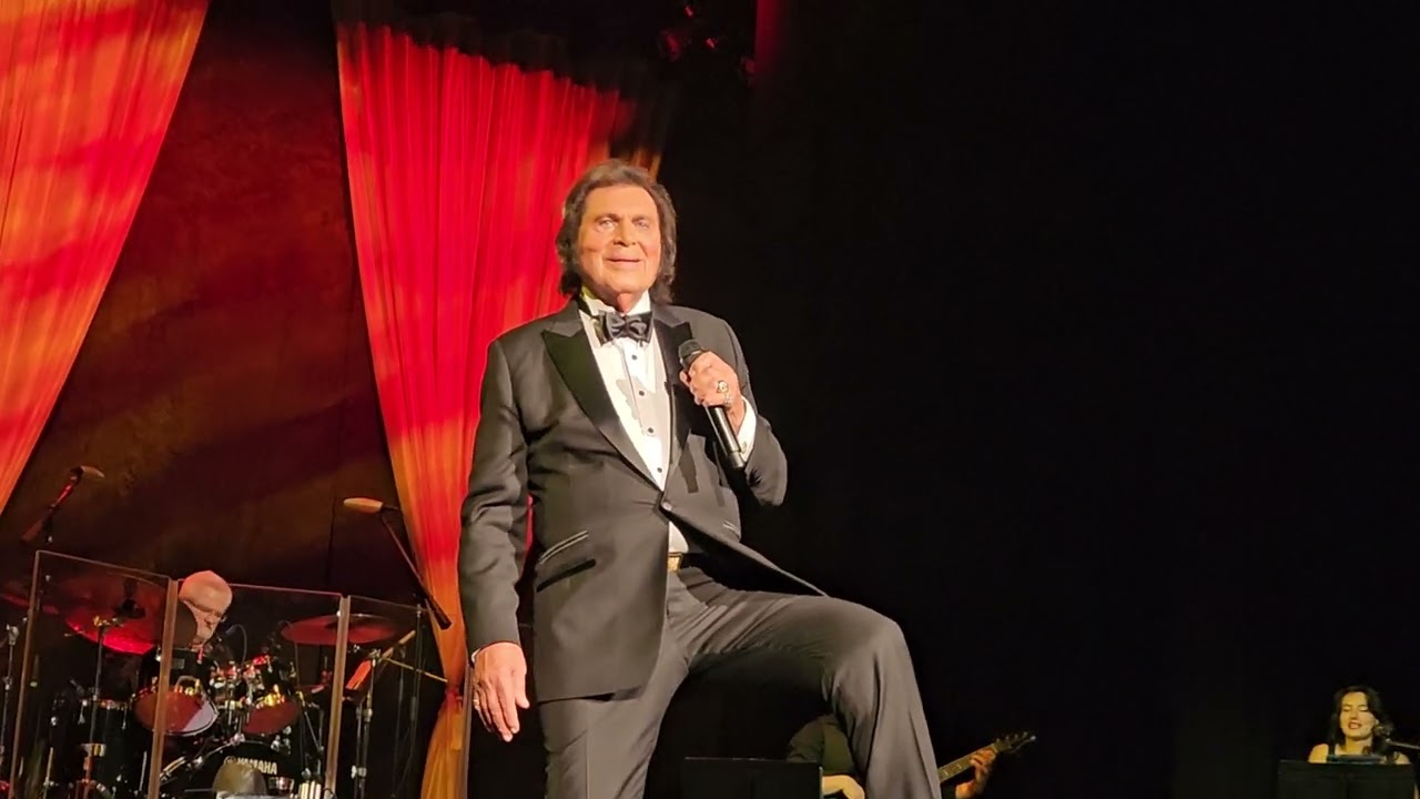 Engelbert Humperdinck - A Man Without Love - Fox Theater - Riverside, CA June 15, 2025