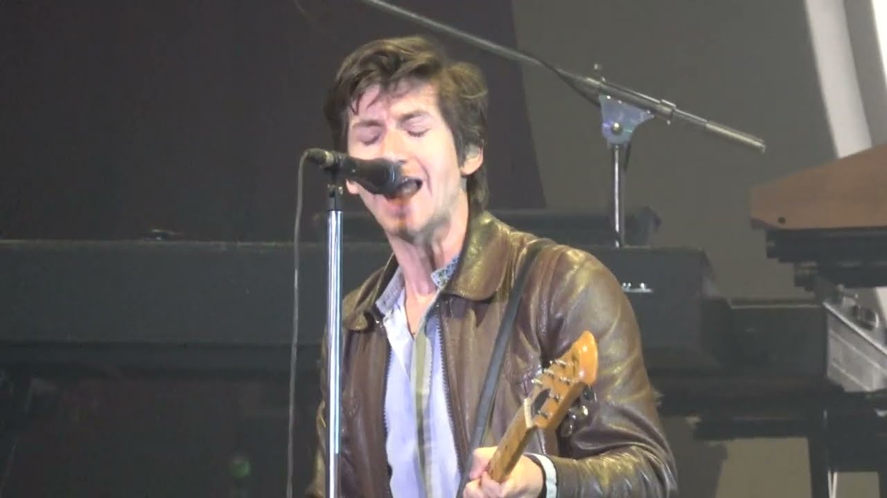 Arctic Monkeys - Intro + View From the Afternoon (Sziget Fesztivál, 2022.08.15.)