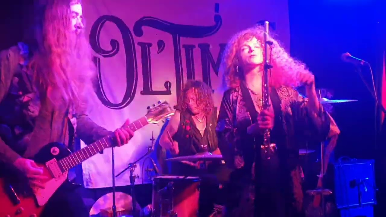 The Dead Reds @ Prince Albert Brighton