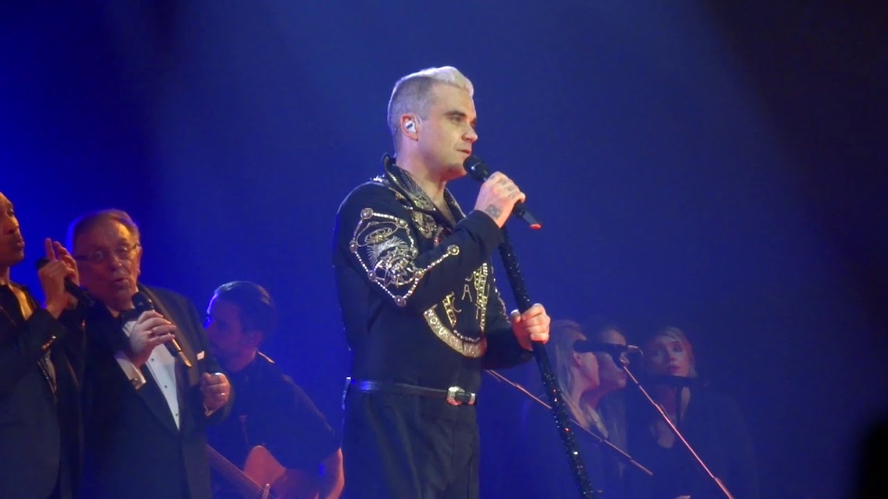 Robbie Williams - Angels (Live) @ Zénith de Paris (30.03.2015) HD