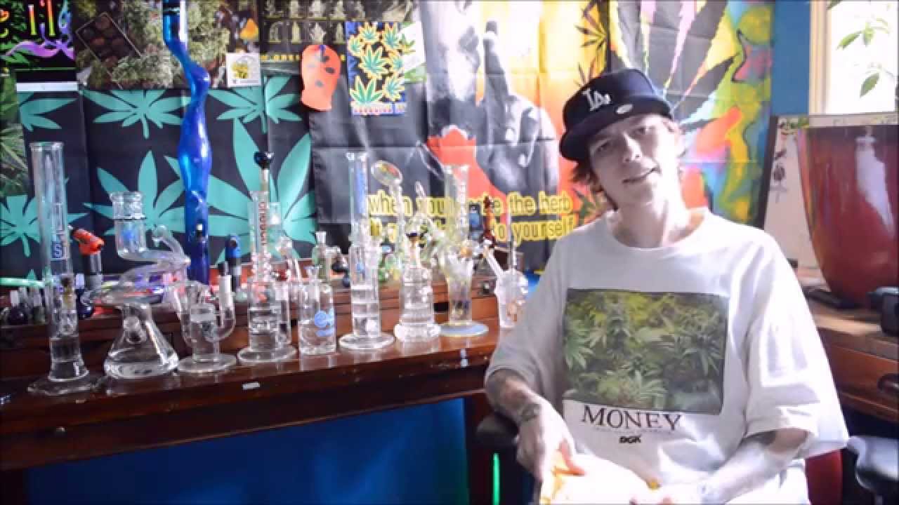 Lets Take a Look at 420stands!