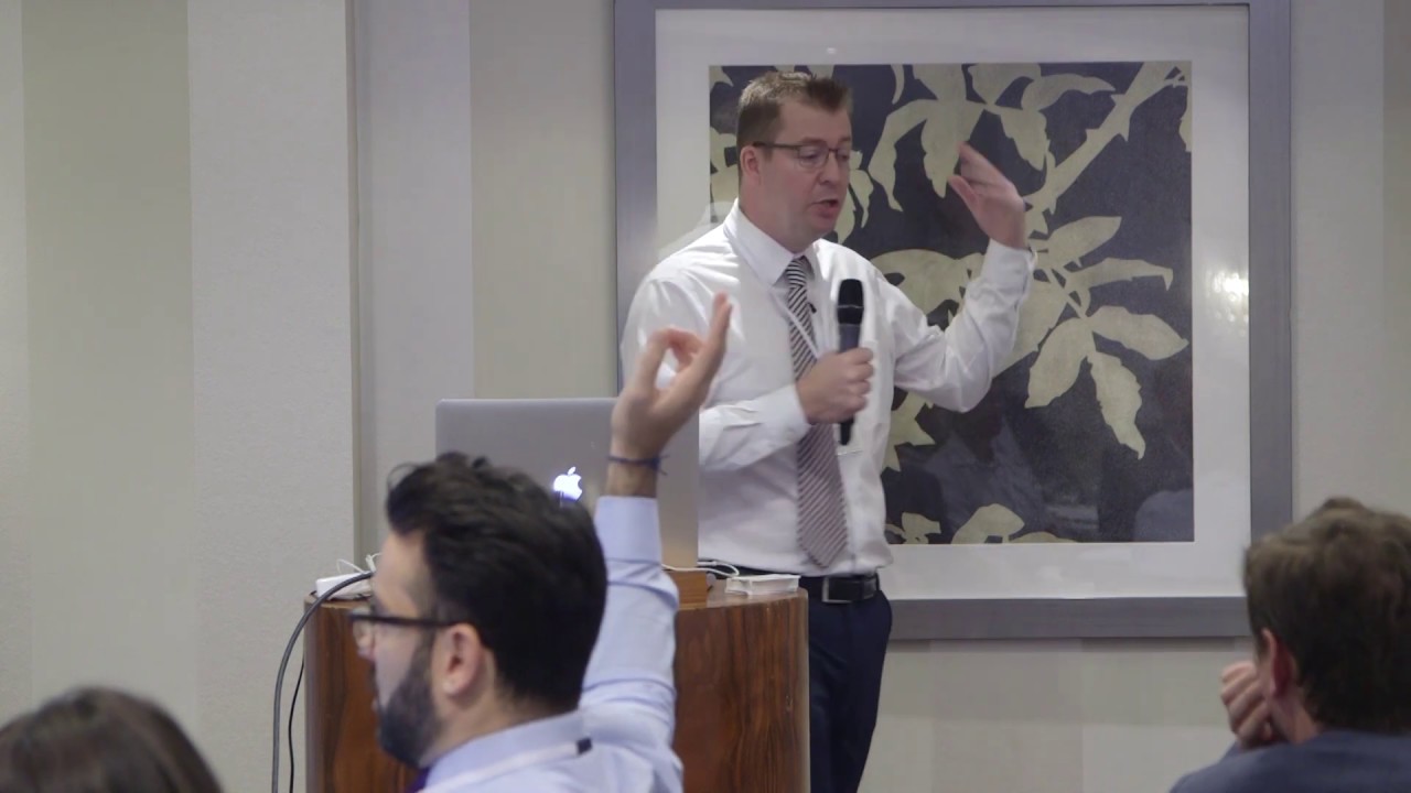 Barnaby Davies DocAuthority Myth or Reality - Using AI to Manage Unstructured Data. Wisdom of Crowds