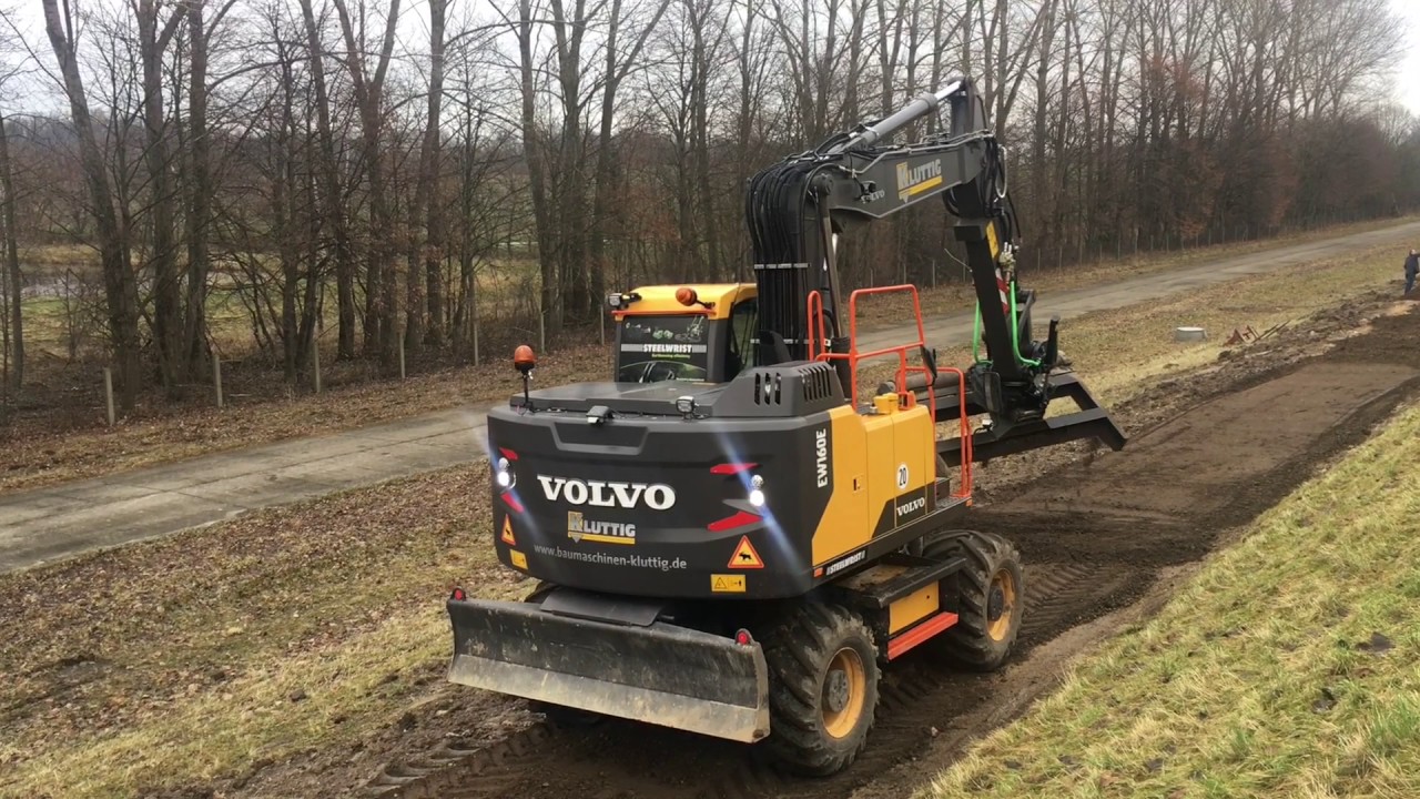 Volvo EW160E grading beam