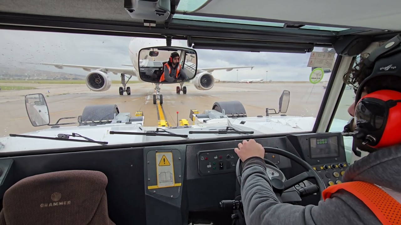 Towbarless Pushback for Middle East Airlines Airbus 320 #aviation #pushback #a320 #airbus #airport