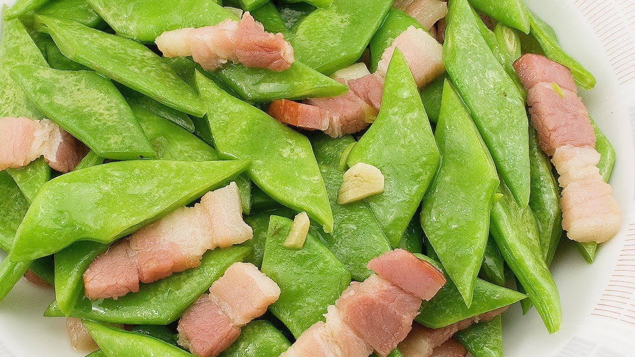 Stangenbohnen mit  durchwachsenem Speck