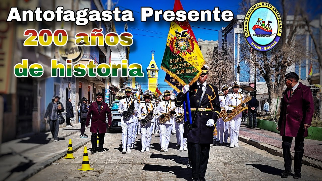 Desfile Estudiantil en Conmemoración del Bicentenario de Bolivia | U. E. Téc. Hum. Antofagasta