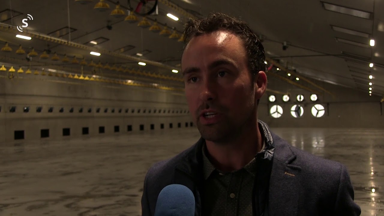 Opening nieuwe kippenstal | Sint Kruis