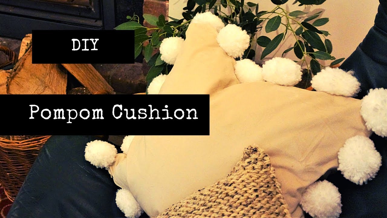 Easy DIY Pompom Cushion