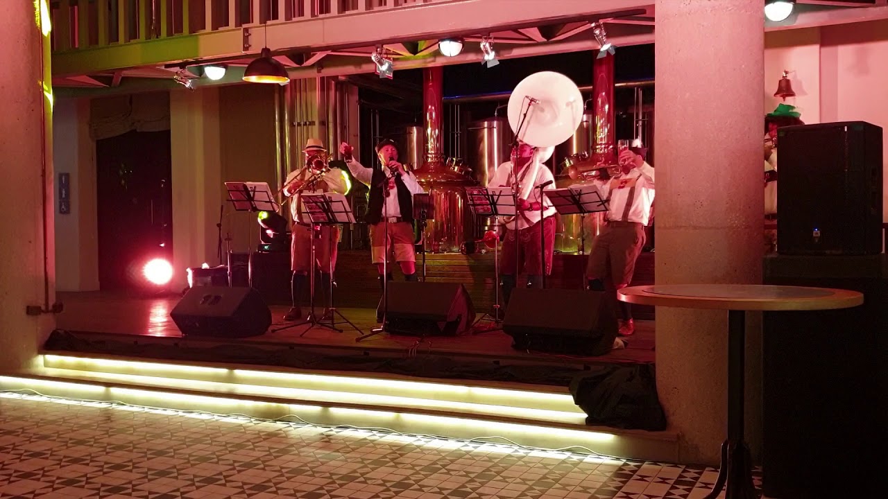 @sousaphonicsSA performing the drinking song Ein Prosit (sang by bez roberts)