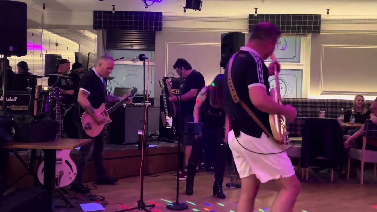 Heatseeker (AC/DC Tribute) - “Riff Raff” - Wee Jimmies Cowdenbeath - 16/11/24