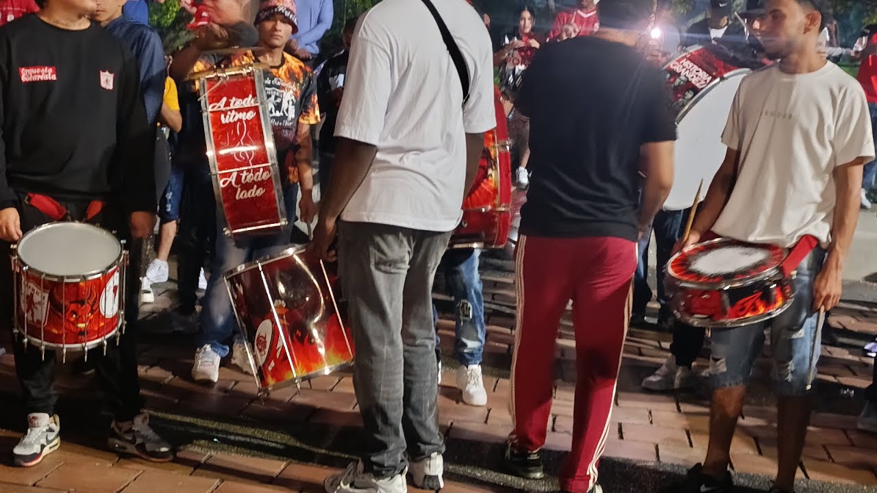 Baron rojo sur #americadecali #brs #viralvideo #parati #america #murga #barras #fútbolenpaz