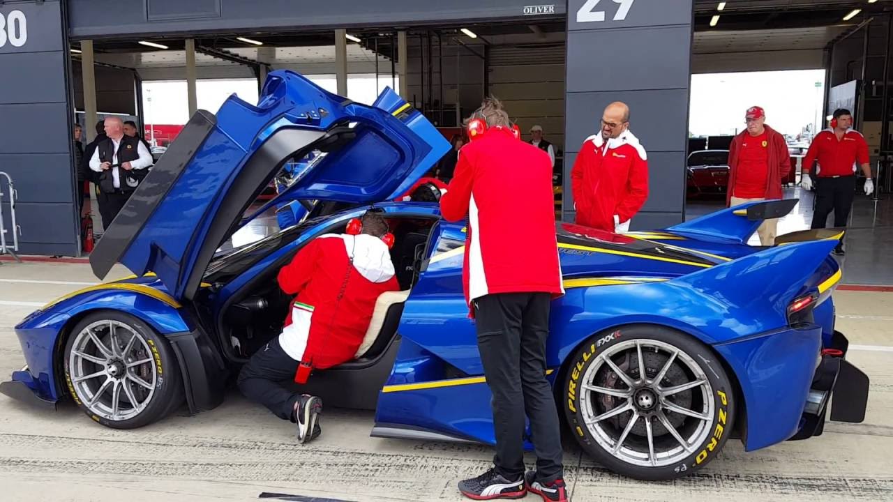 GIRL DRIVING THE FERRARI FXX-K?!?!?!