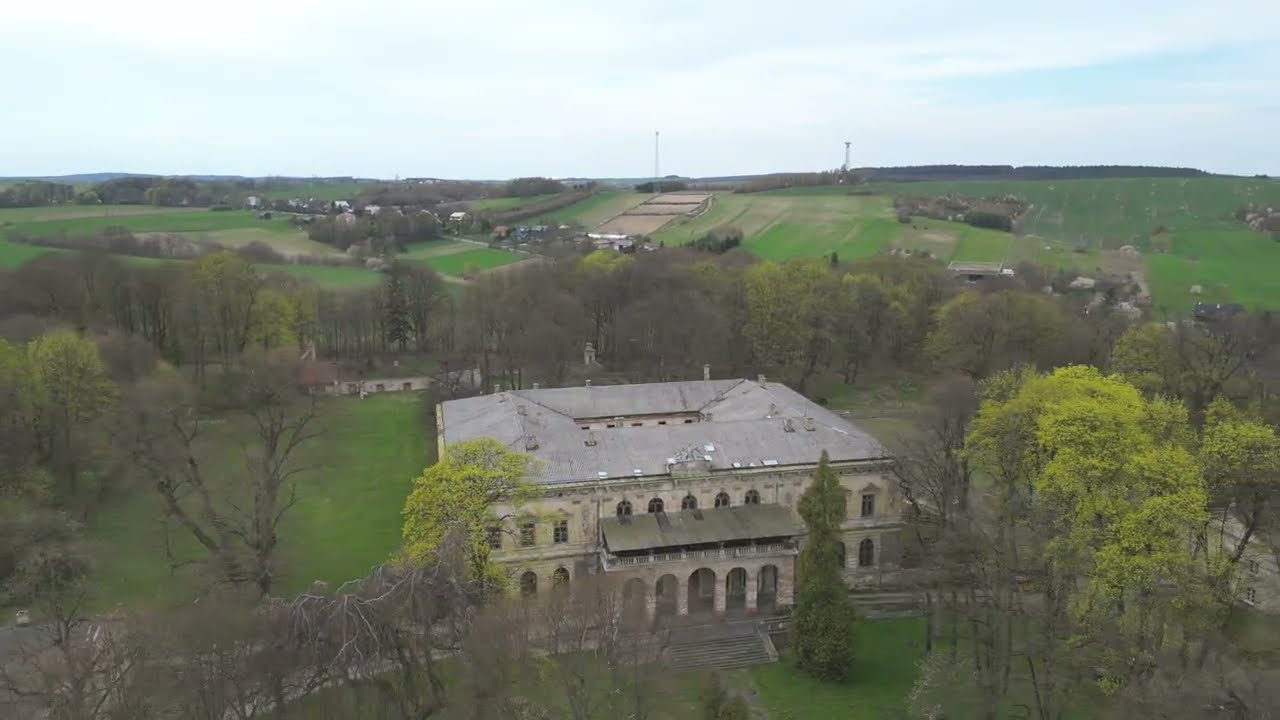 4K #Pilica pałac z drona #drone #dji #travel