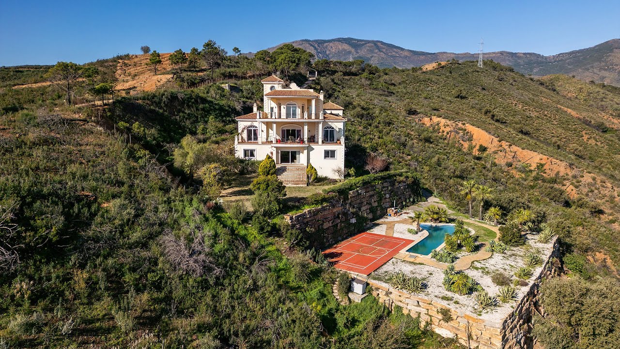 Unique villa with fantastic panoramic sea views in Forest Hills, Estepona