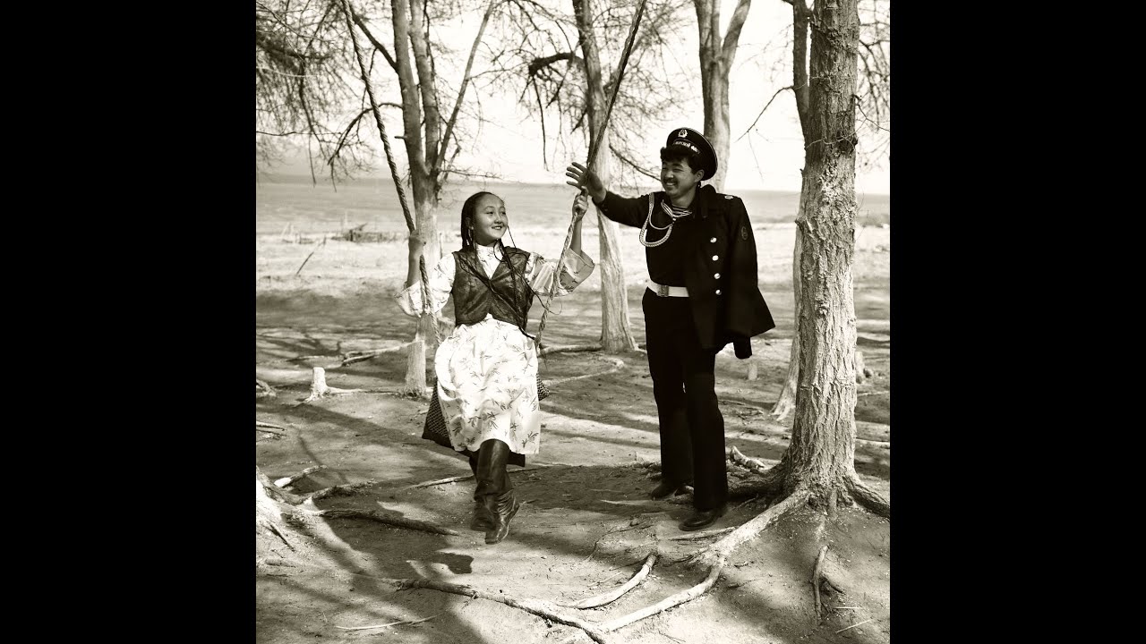 The Swing (Selkinchek) by Aktan Abdykalykov