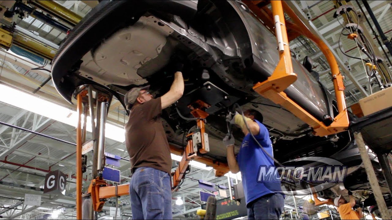 Ford Focus Electric: Building Gas Cars and EV Cars simultaneously at Ford's Michigan Assembly Plant