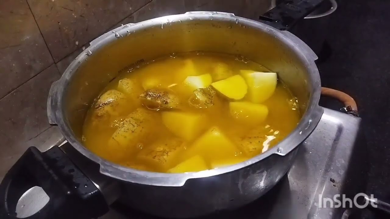 Triply pressure pan cooker ல் poori masala recipe