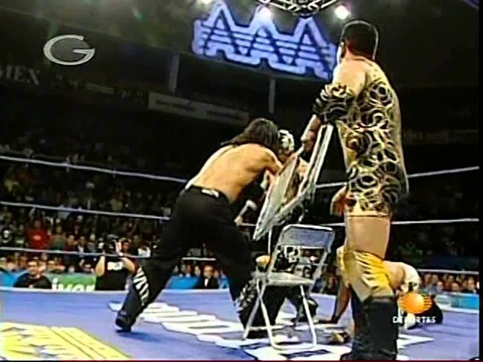 AAA: Extreme Tiger, Decnnis vs. Joe L&iacute;der, Nicho el Millonario, 2009/10/19