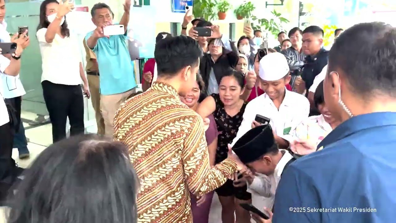 Media   Wapres Tinjau Pelayanan CGK di Puskesmas Tamansari dan Tambora, Jakarta Barat