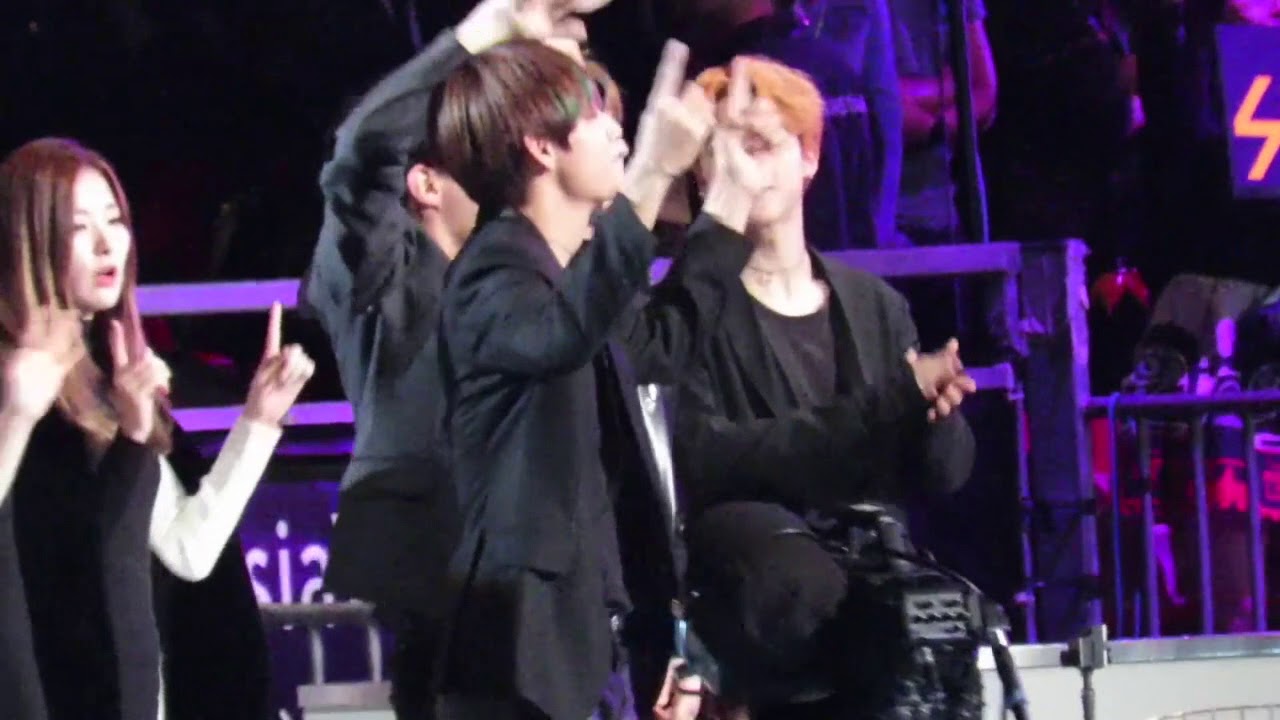 BTS reaction to EXO (Drop That)