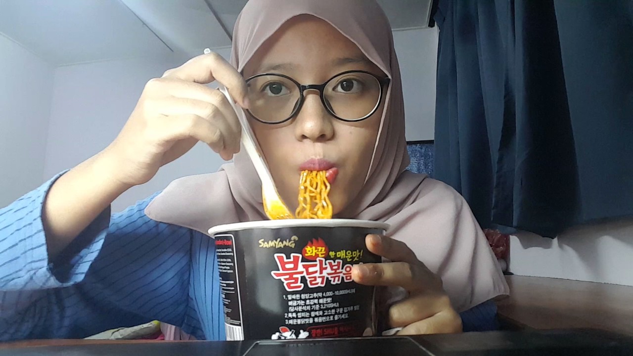 SAMYANG RAMEN CHALLENGE; NOT SPICY AT ALL 😋