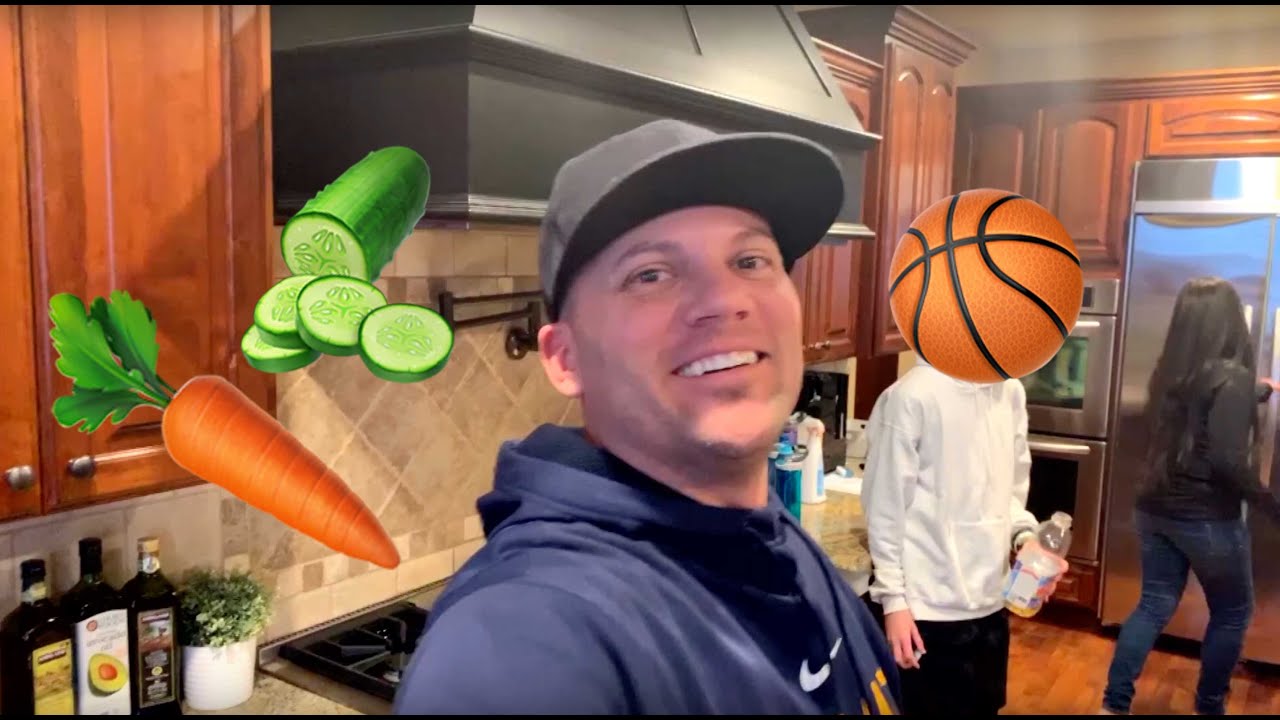 Drink your vegetables before the game 🥕