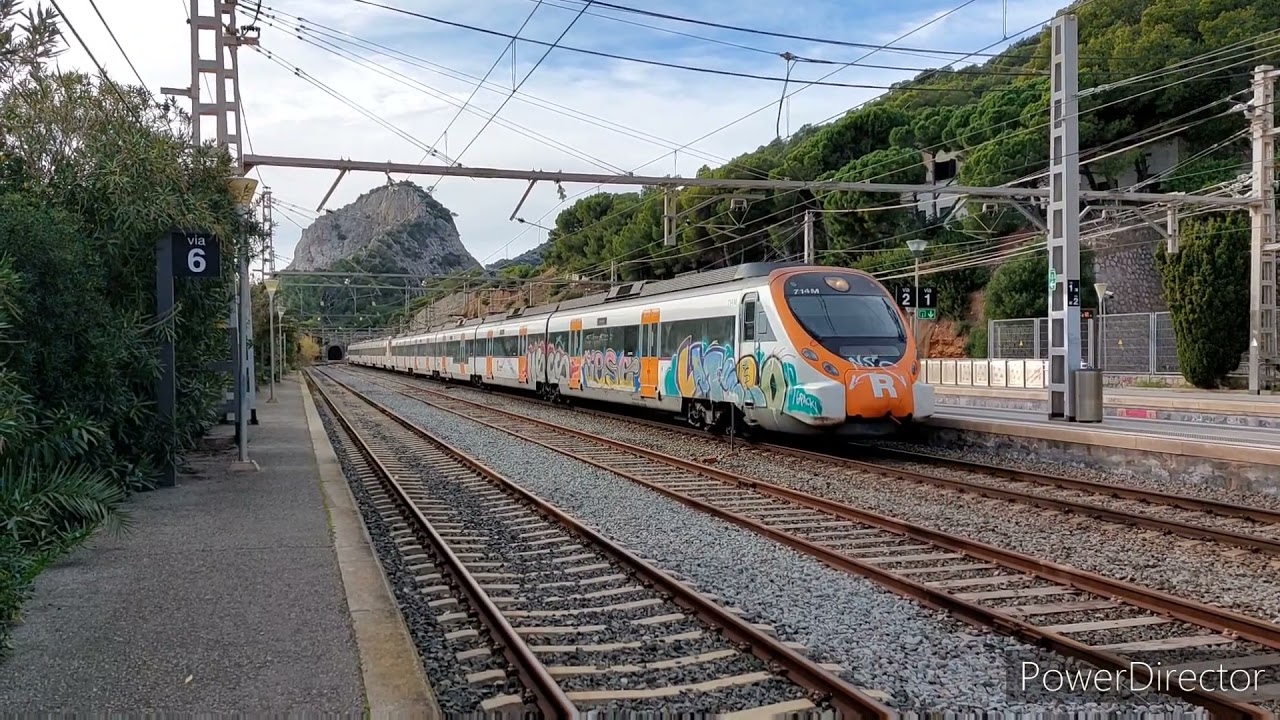 ESTACION DE GARRAF CIRCULACIONES VARIAS 25-DICI-2022