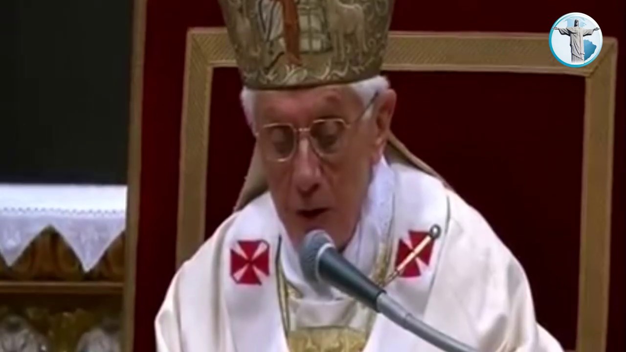 Homilía de Benedicto XVI en la Vigilia Pascual de 2012