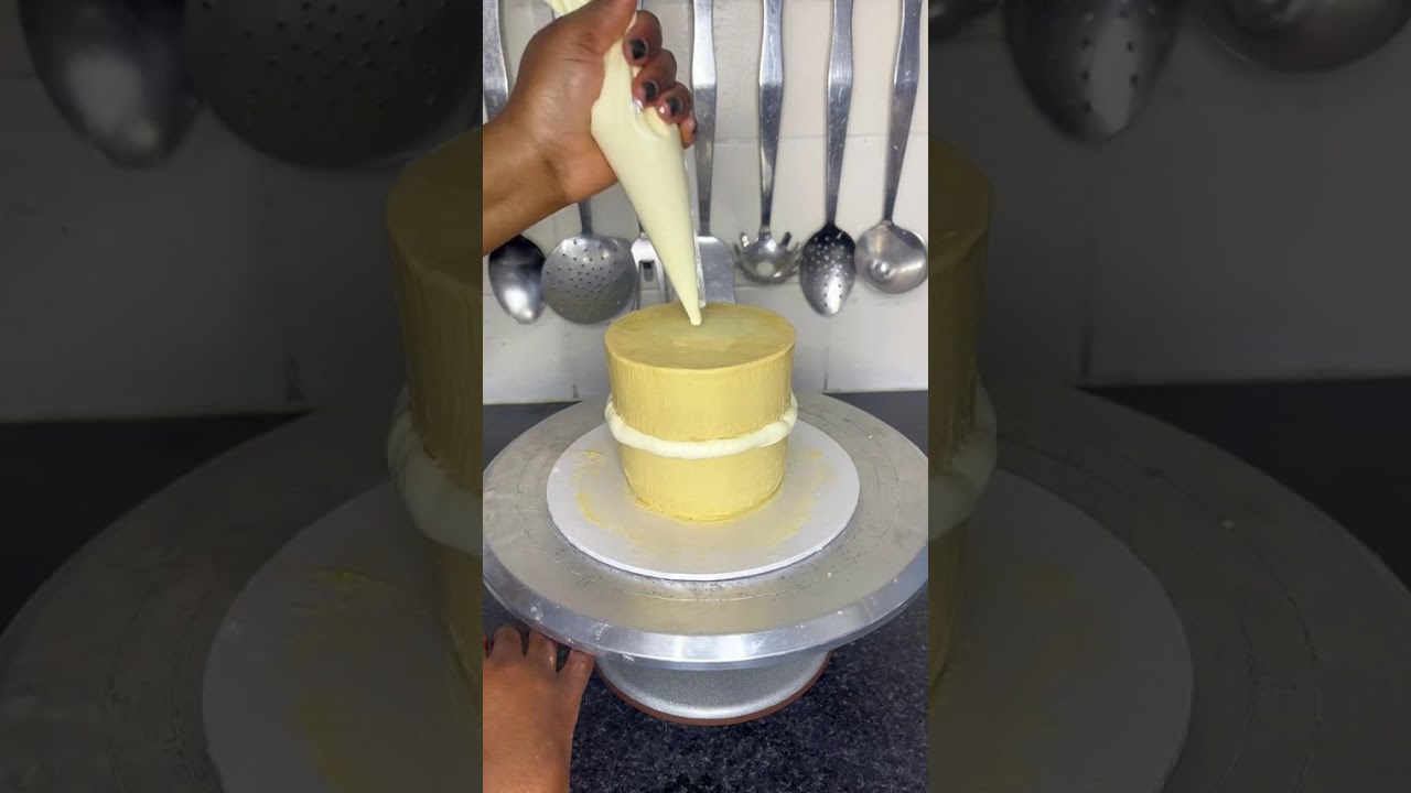 Who knew making a cake that looks like