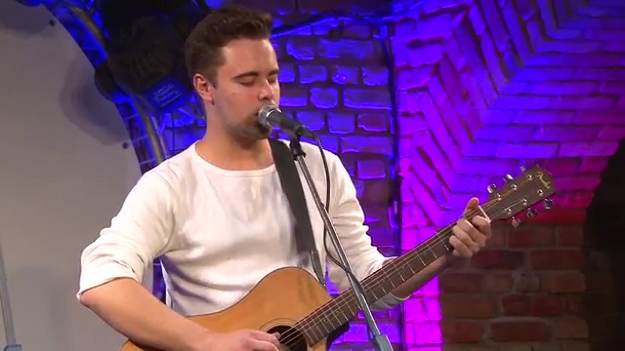Jānis Uplejs - Kādēļ tu skrien? (BILDES 2015)