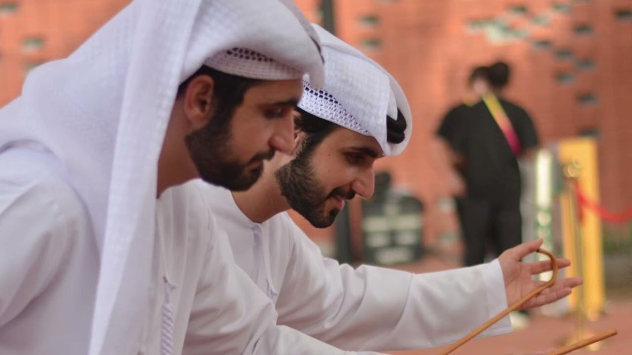 قالـو‬⁩ ⁦‪طبيبـك‬⁩ سـافر