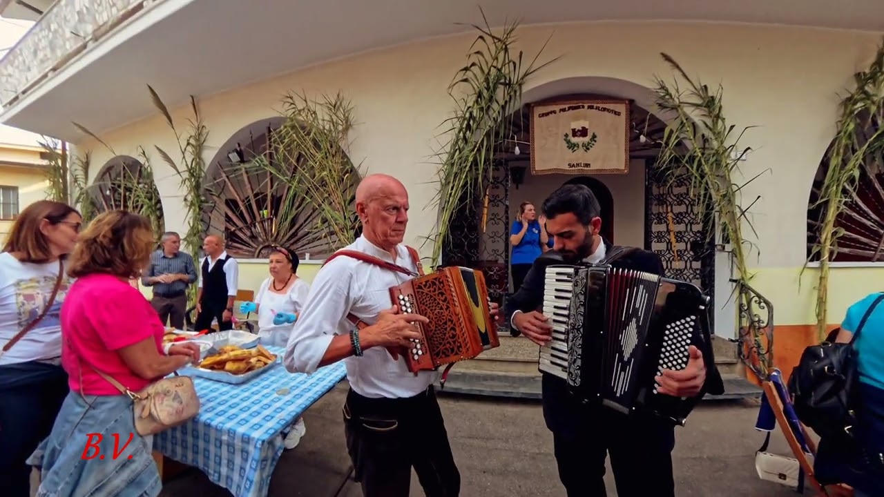 Scambio organetto fisarmonica Festa del Borgo Sanluri 28 9 25