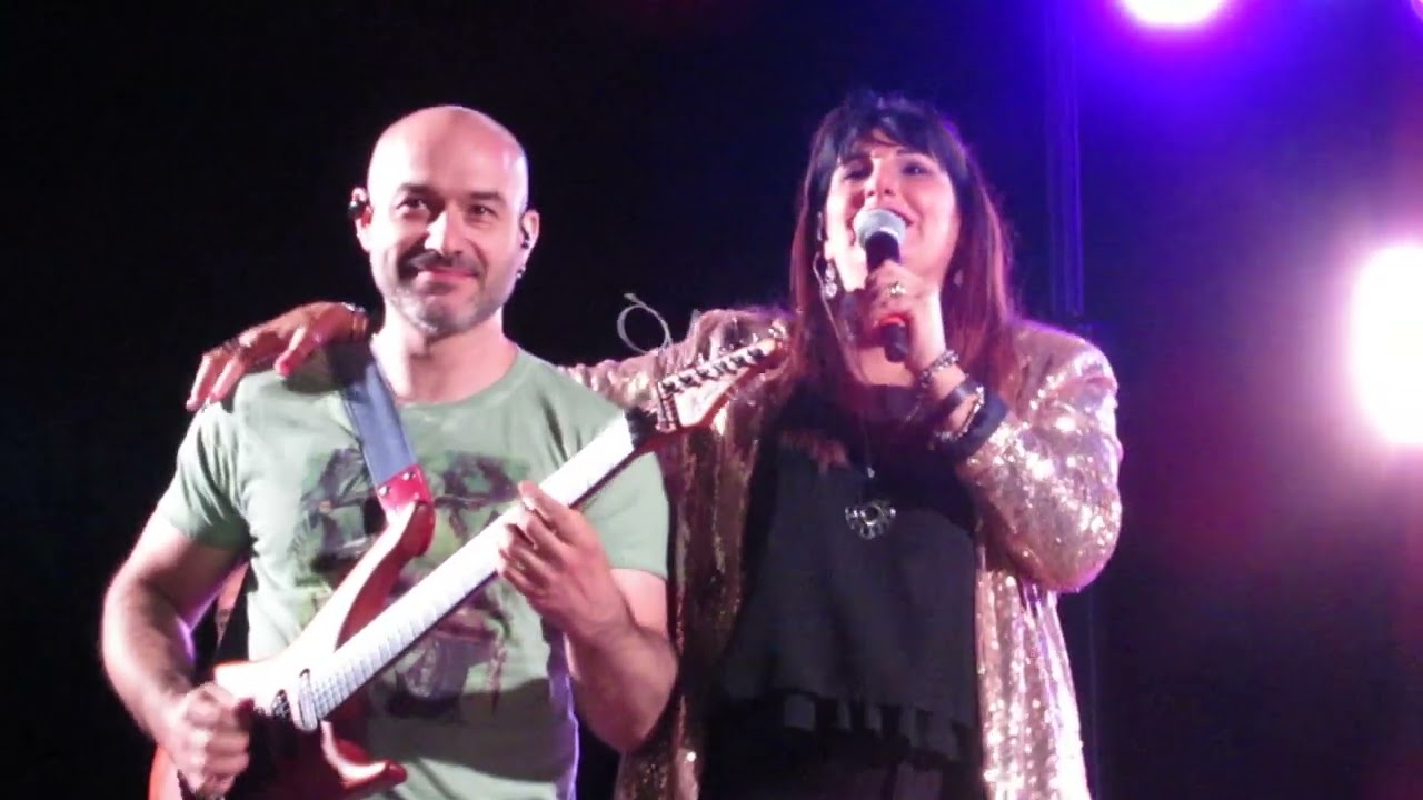 Maria Luisa Congiu canta 