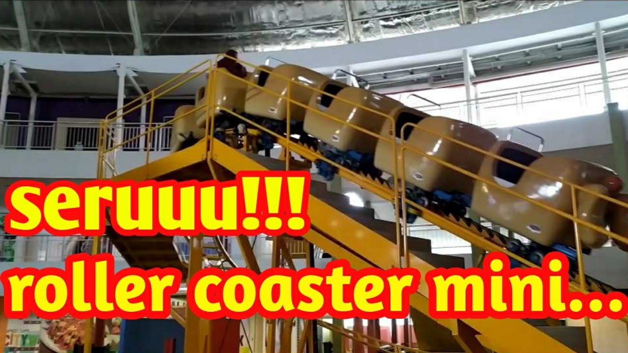 Roller coaster mini dan permainan anak lainnya di Fun World Nagoya Citywalk Batam