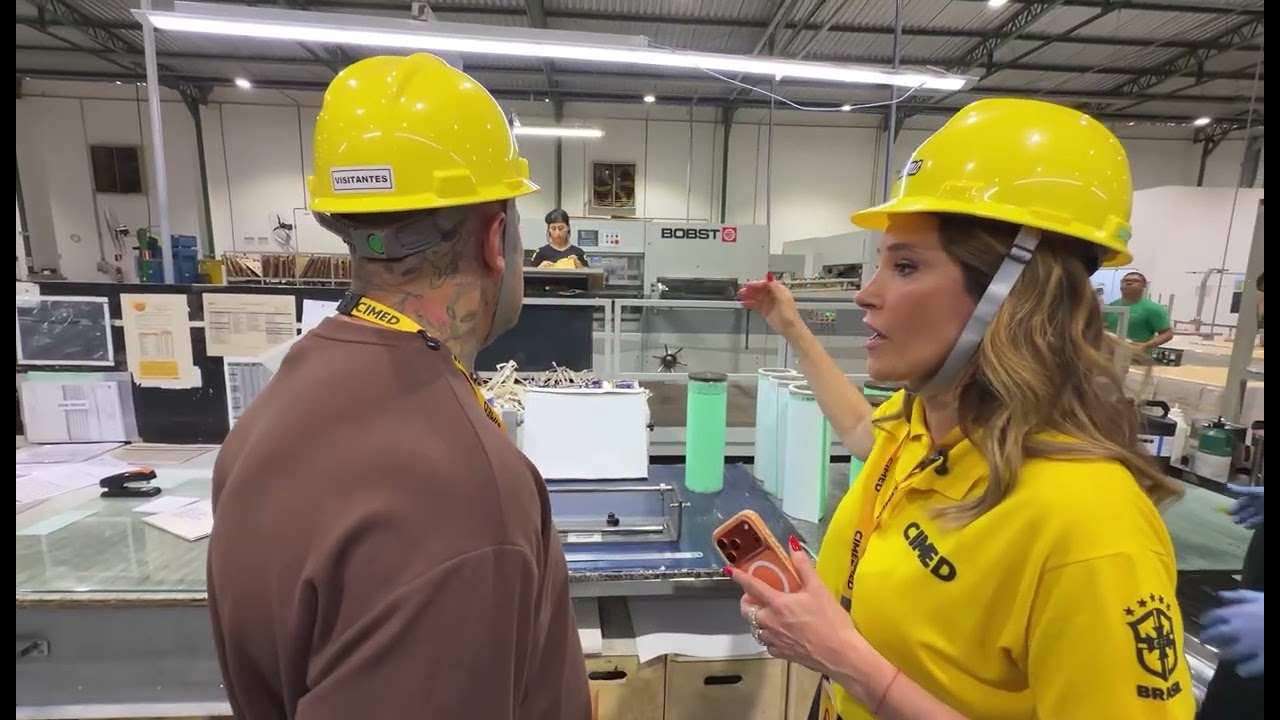 ETIRAMA na f&aacute;brica da CIMED -  O influencer Toguro visita a f&aacute;brica da CIMED