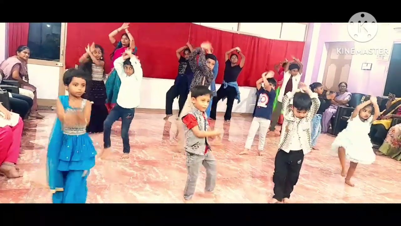 Block buster Pongal group  dance #kids group dance# Pongal song#sankranthi ki vasthunam dance