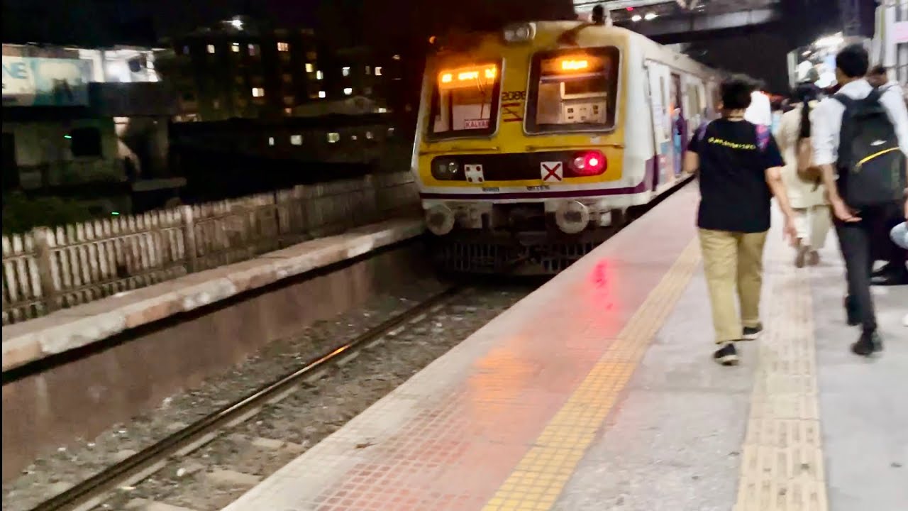 Evening Action at Diva Jn. ll Mumbai Local Train Arrival and Departure from Diva Railways Station