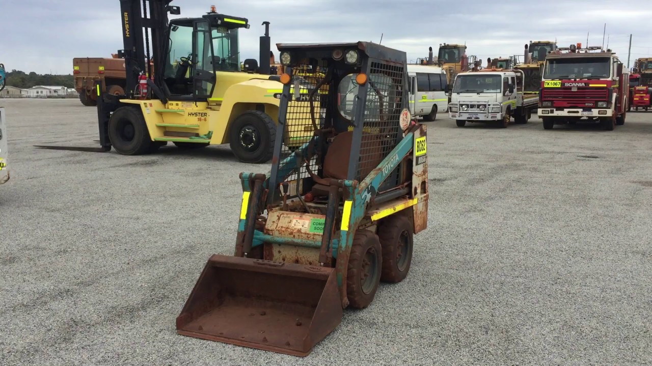 MR085 - Toyota Huski 4SDK4 Skid Steer (BC62)