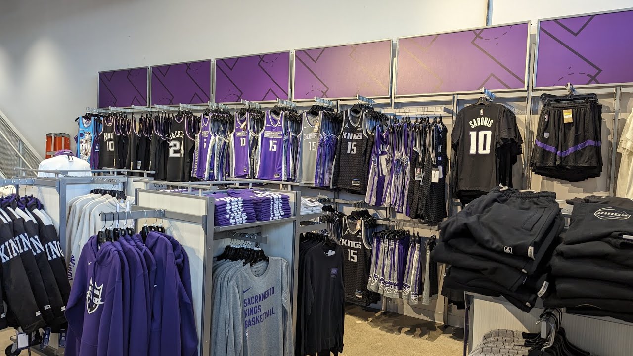Sacramento Kings official store tour in 4K