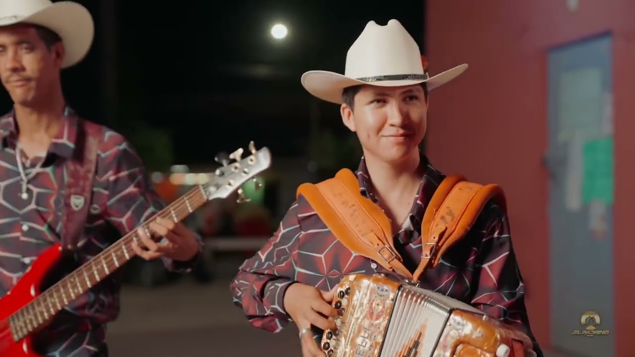 El Cahuaman  Grupo Vega (Video Oficial) Tema inedito 