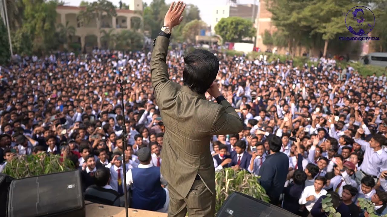 Aima Baig Asim Azhar and Sahir Ali Bagga Live in PGC Multan Boys | Musaddiq Munir