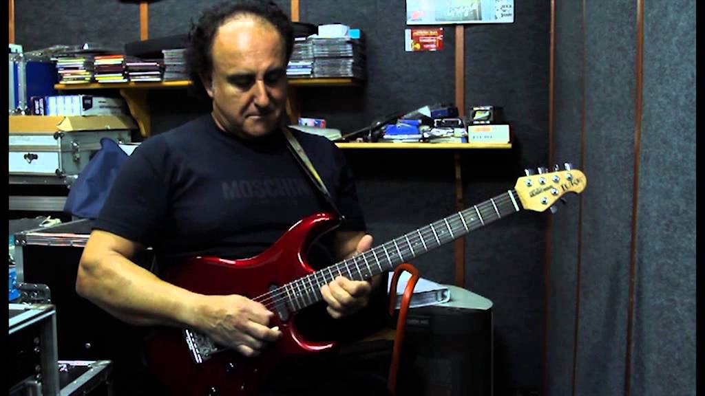 video con il nastro rosa