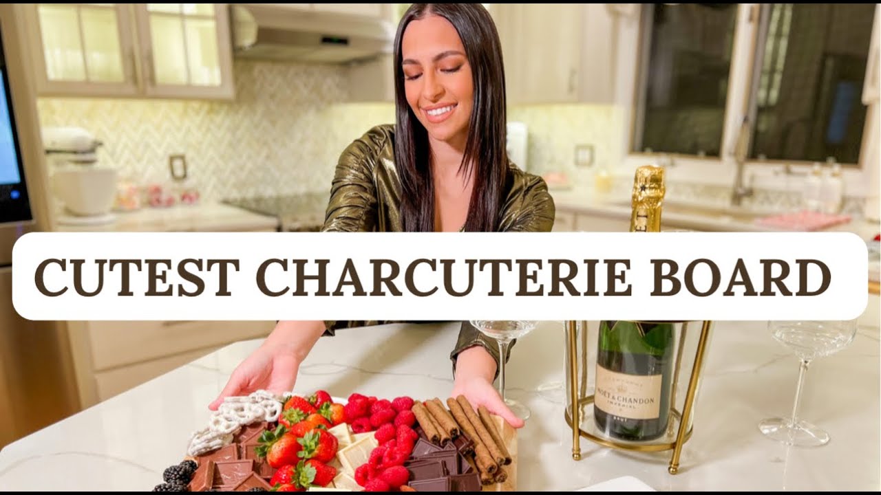 The CUTEST Charcuterie Board!