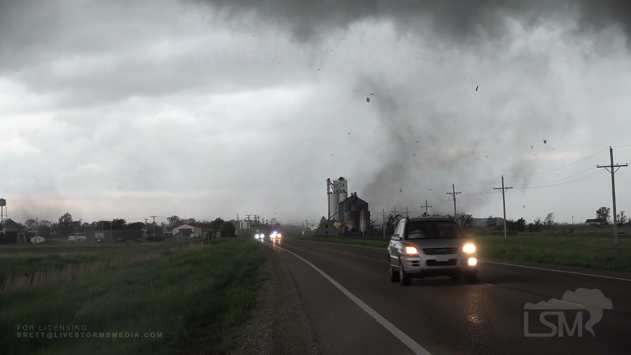 05-24-2021 Selden, KS - Full Chase - Close-Range Tornado Hits Town