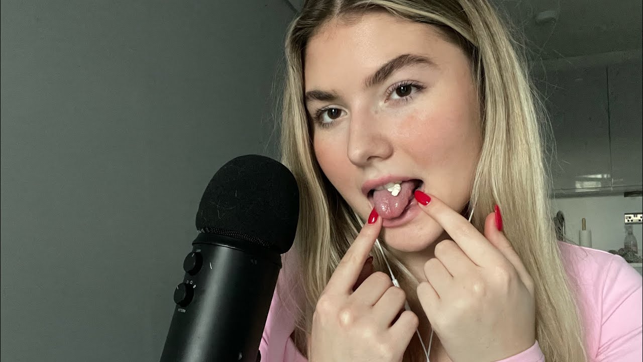 ASMR - Wet Teeth Tapping + GUM CHEWING [English]