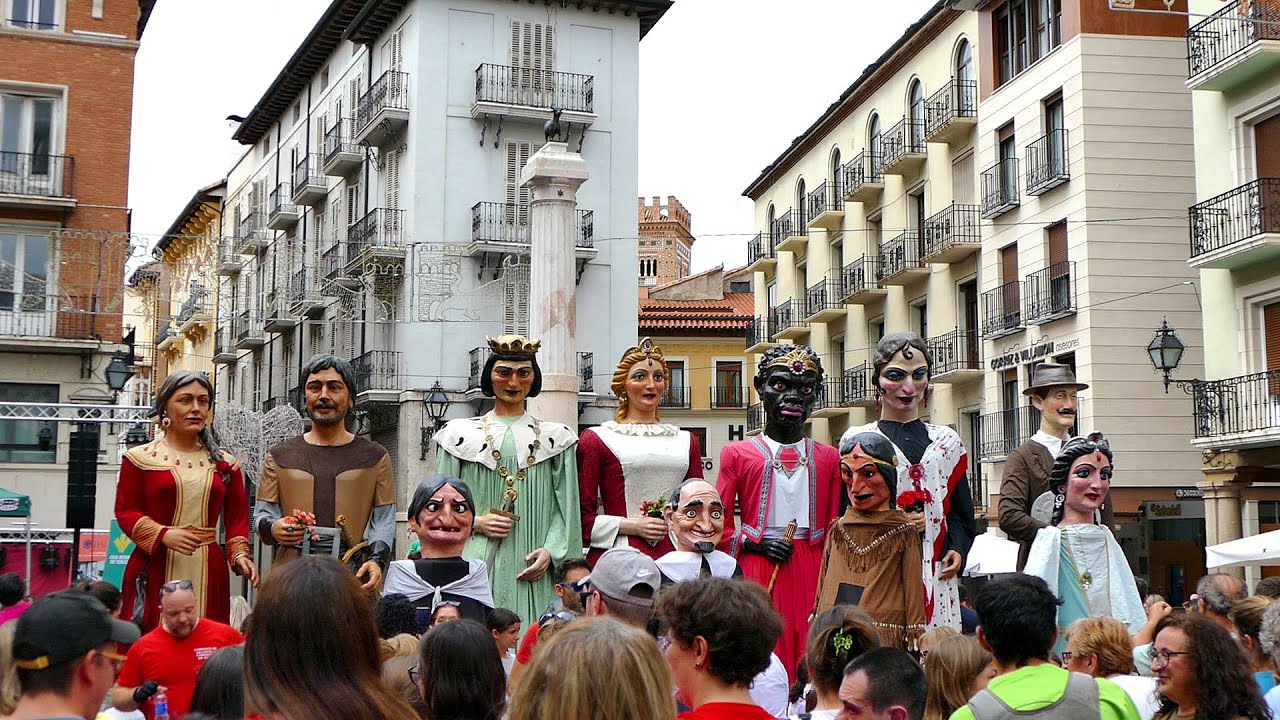 Vaquilla 2023 Teruel - Gigantes y Cabezudos