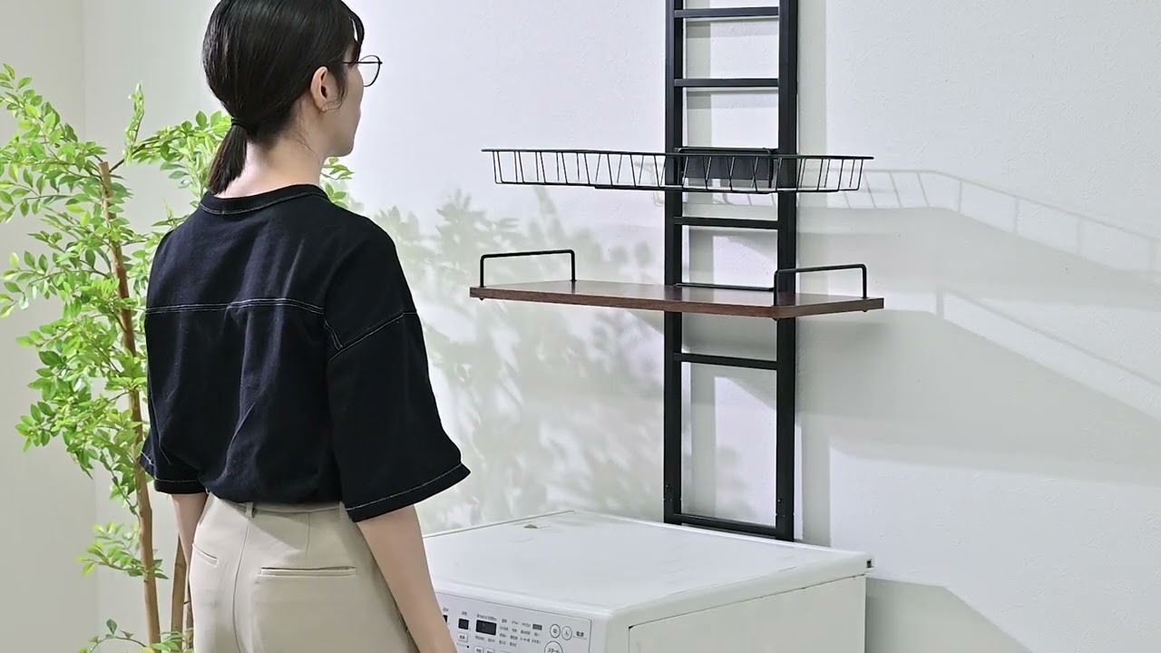 これ一台でしっかり収納。つっぱりランドリーラック
