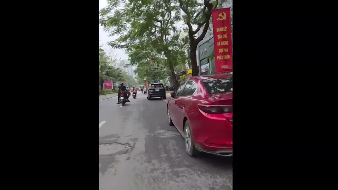 Đường Lạc Long Quân _ Tây Hồ_Hà Nội #LạcLongQuân  #Batdongsantayho #Tayho.Signature 